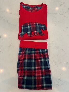 Women’s Eddie Bauer Red Plaid Bear Pajama Set